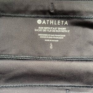 Athleta 4.5 shorts with liner